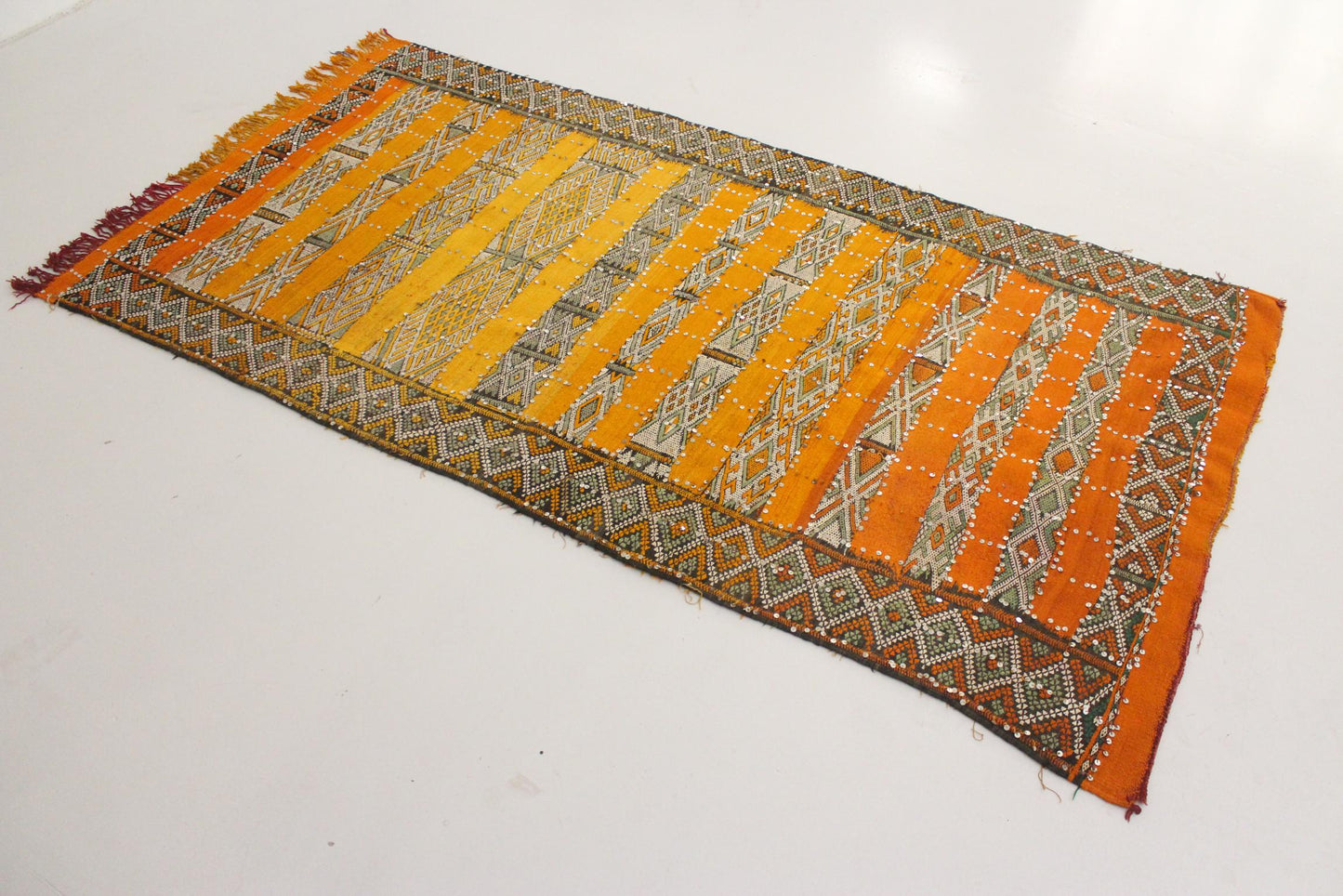 Kilim 4.6x8.7feet / 140x267cm