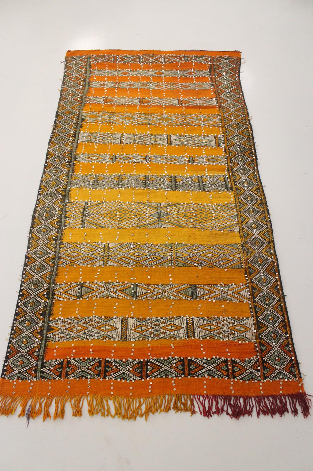 Kilim 4.6x8.7feet / 140x267cm