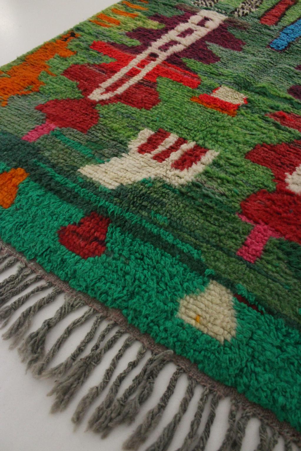 New moroccan rug - green - Boujad - 4.4x6.8feet / 134x207cm