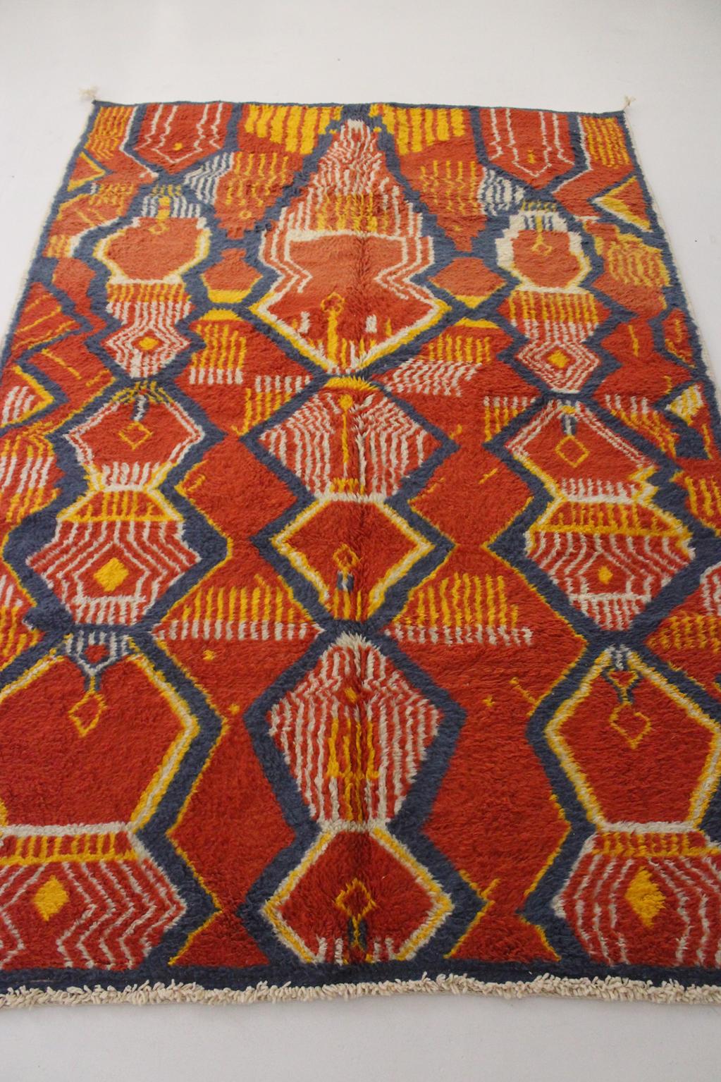 Vintage area moroccan rug - red, blue, yellow - Boujad - 6.7x9.9feet / 206x304cm